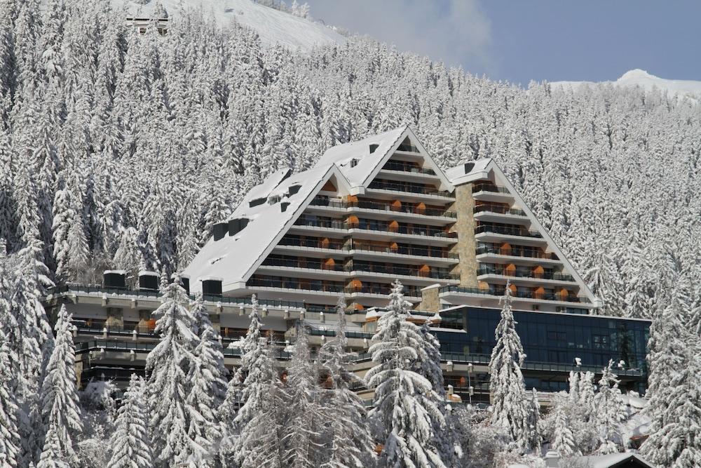 Crans Ambassador Hotel Exterior photo