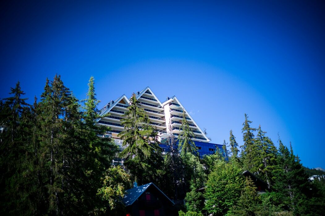 Crans Ambassador Hotel Exterior photo