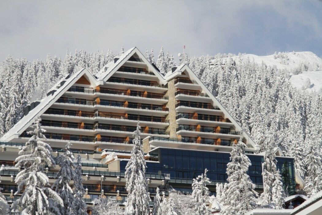 Crans Ambassador Hotel Exterior photo